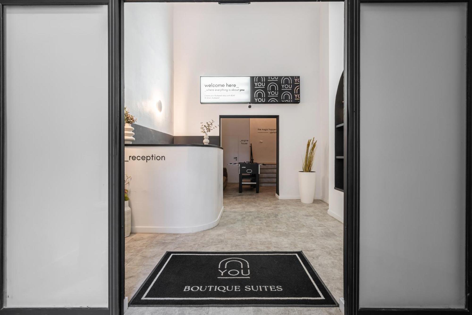 You Boutique Suites, Best Location By Bqa بودابست المظهر الخارجي الصورة